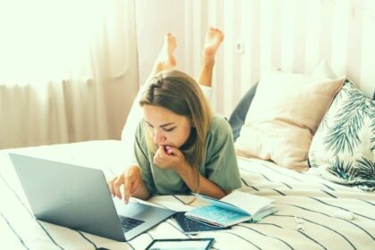 6 Work From Home Jobs For Students In The Uk